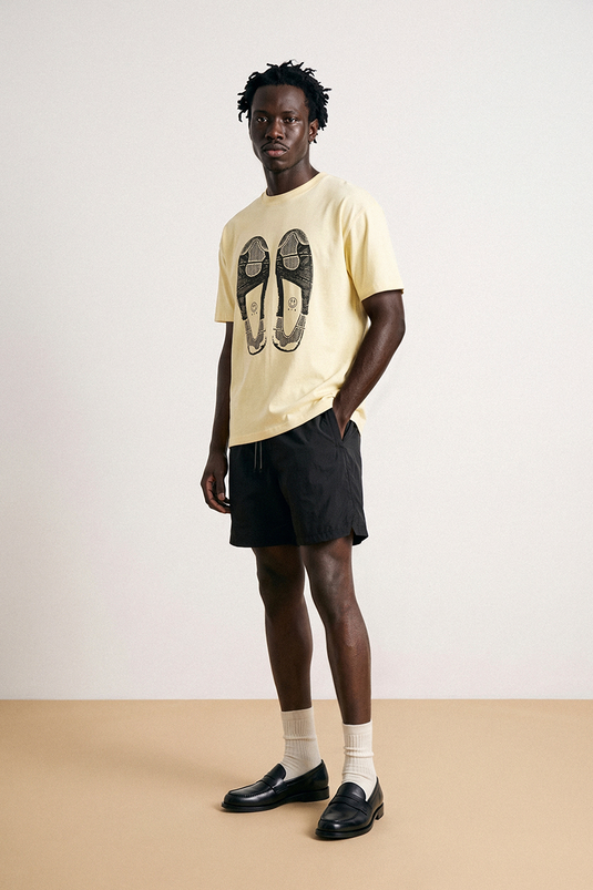 J BALVIN J4 SNEAKER PRINT TEE YELLOW